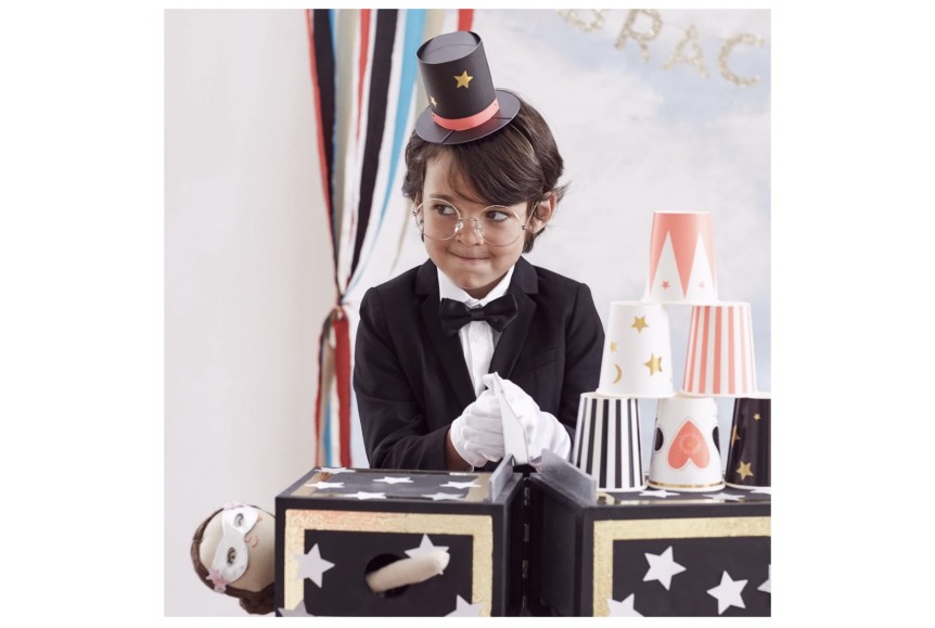 Chapeau magicien pour enfant à Lyon - Cadeaux pour enfants arbre